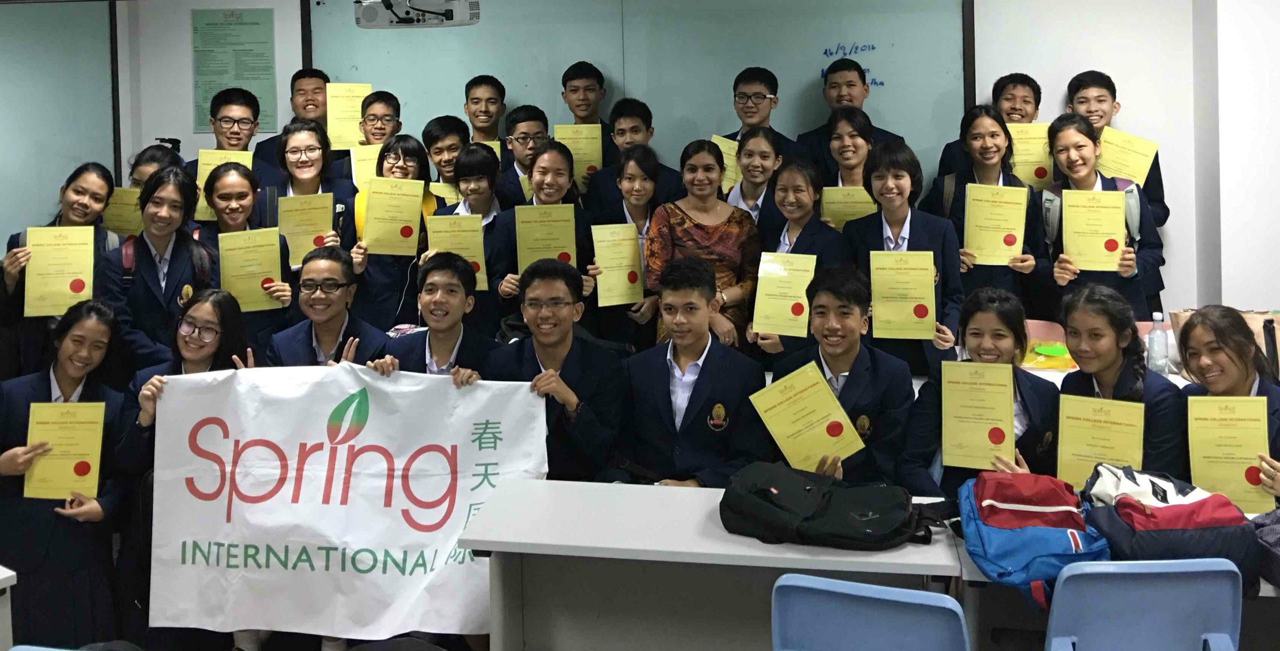 Read more about the article Singapore Group Study trip from Thailand!